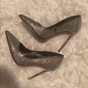 SPARKLED PUMP